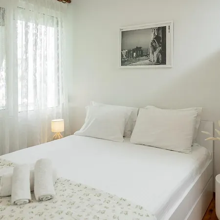 Апартаменты Zeusplace Private Parking & Park View Katerini *