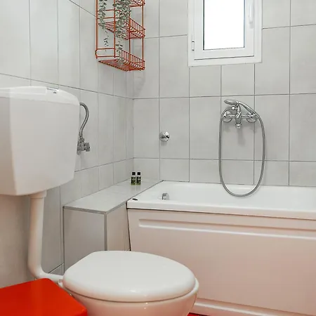Zeusplace Private Parking & Park View Katerini Апартаменты